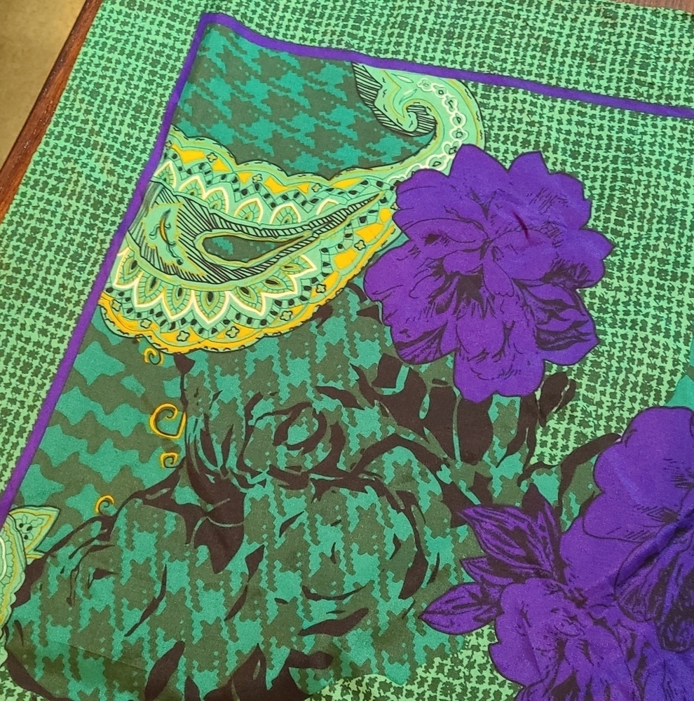 Christian Dior Autumn Green Hues Violet Floral Paisley Silk Scarf - Picture 2 of 11